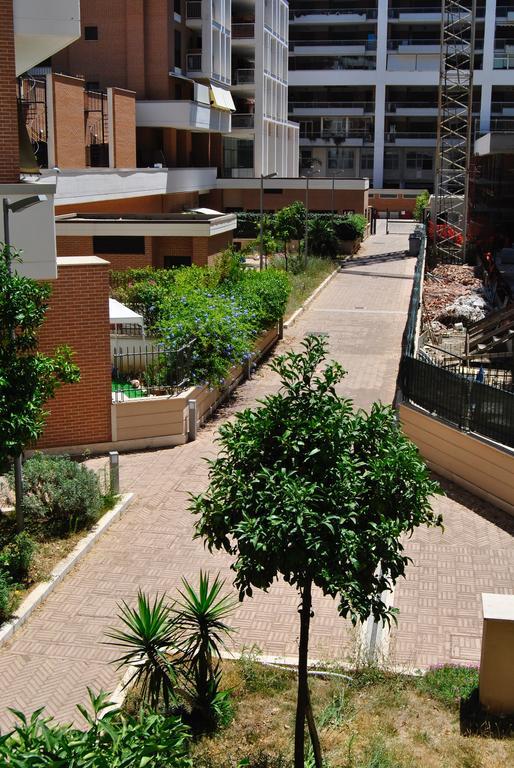 Rhomeholidays Fiumicino Buitenkant foto